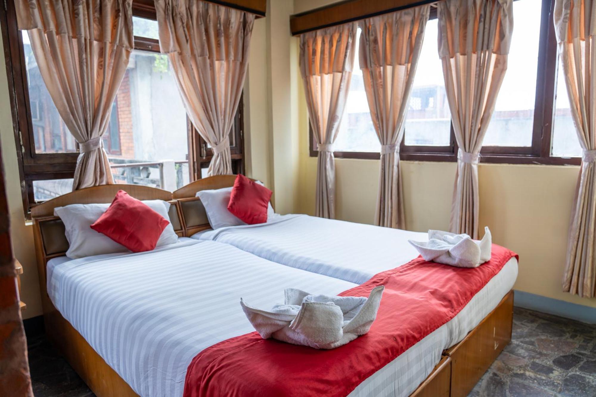 Golden Gate Guest House Bhaktapur Exterior photo