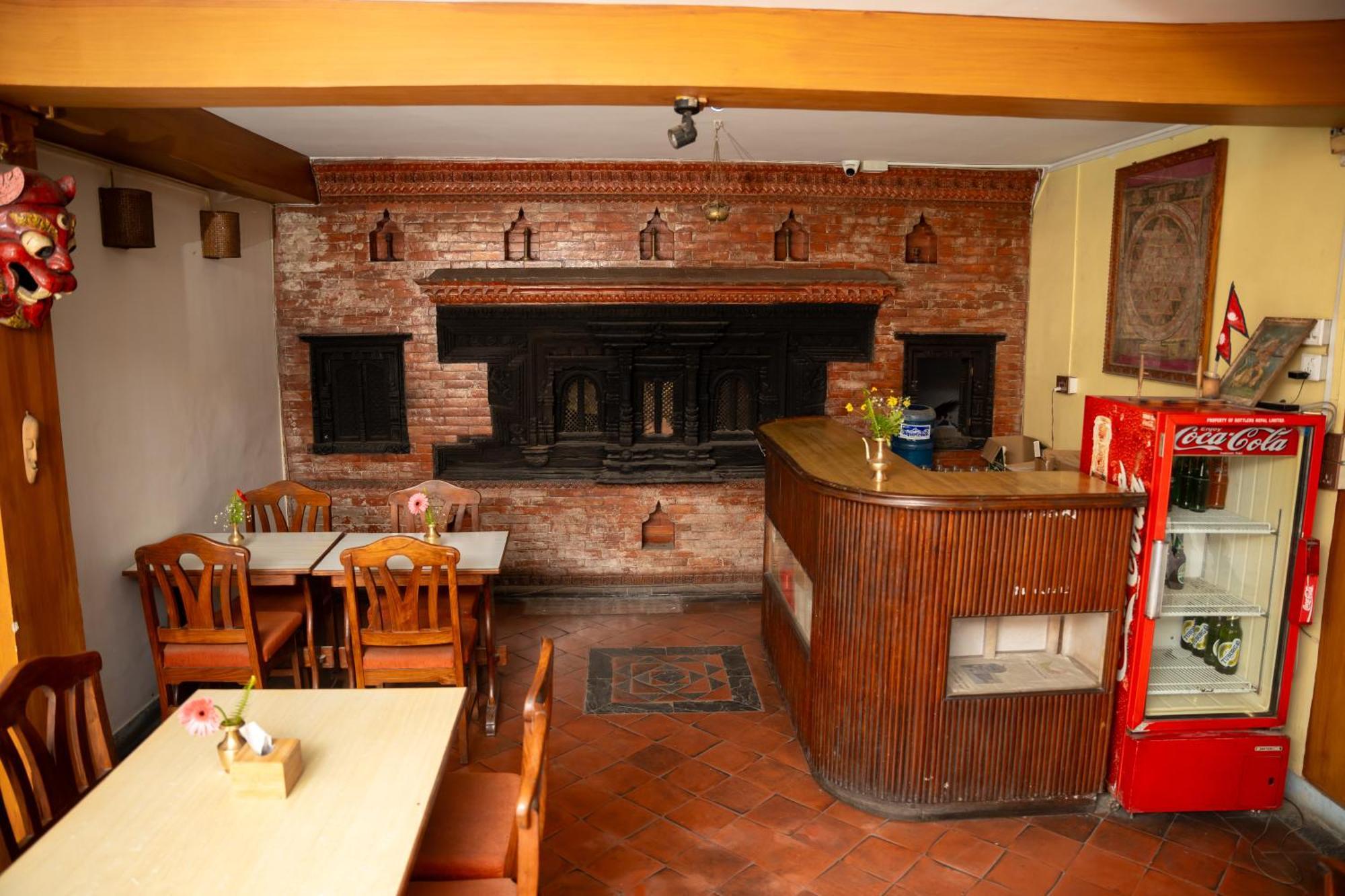 Golden Gate Guest House Bhaktapur Exterior photo