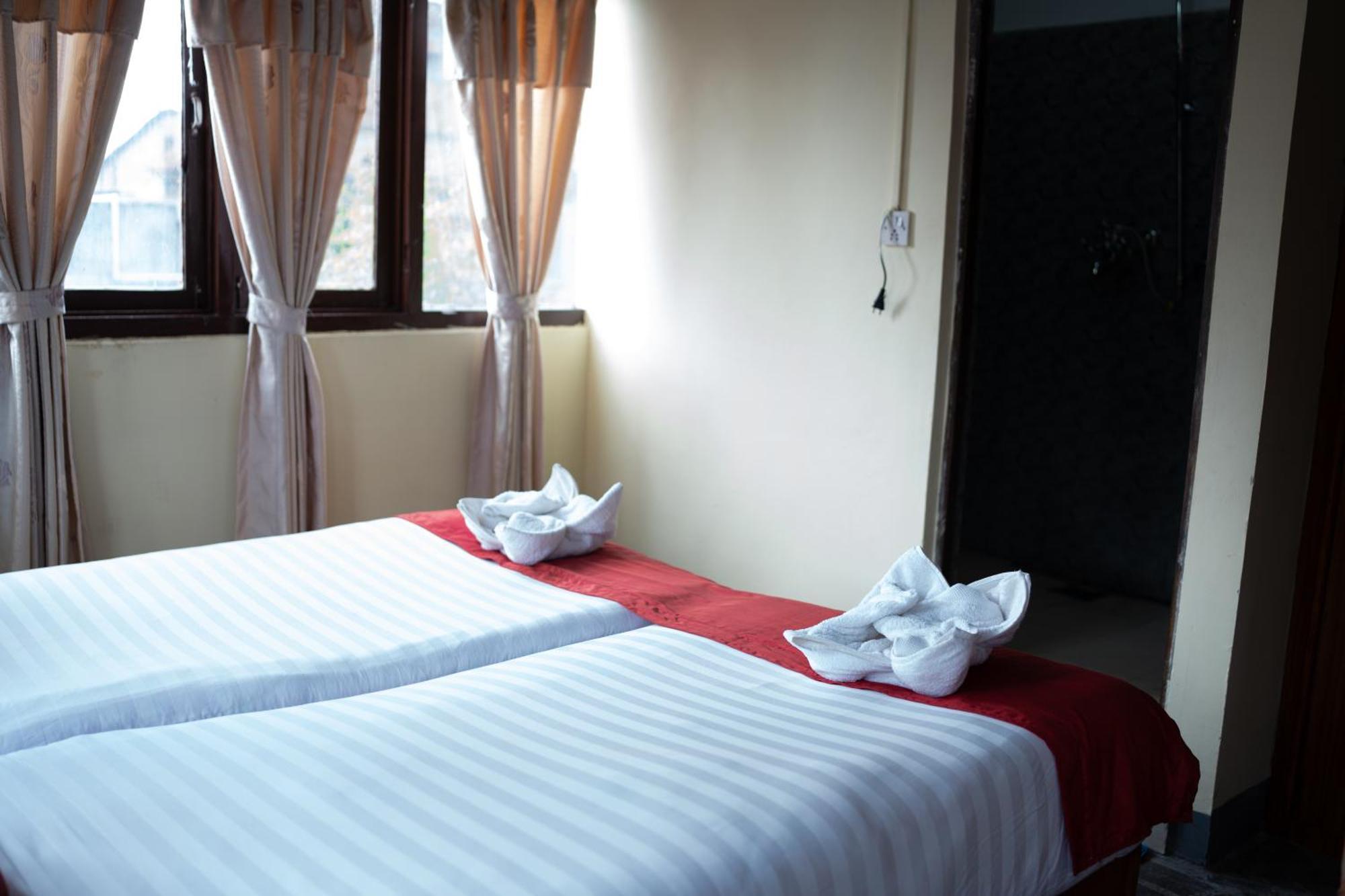 Golden Gate Guest House Bhaktapur Exterior photo