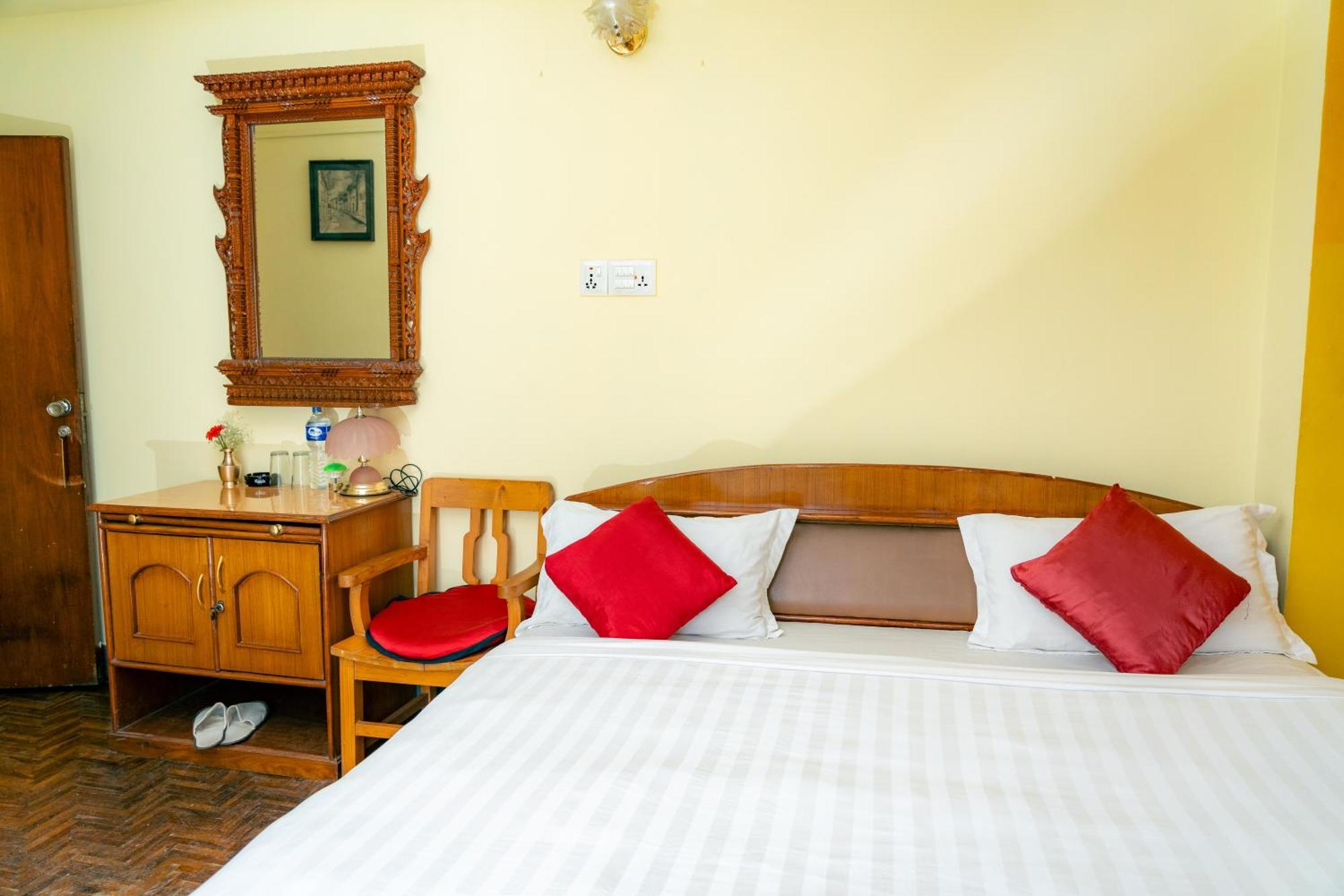 Golden Gate Guest House Bhaktapur Exterior photo